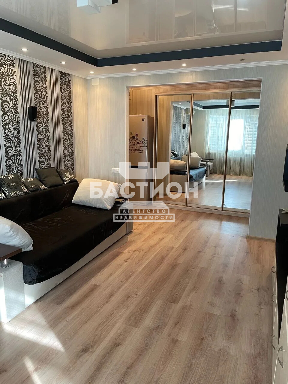 Фото 3-х комнатная квартира, квартал Ватутина 27 А ID:2142360