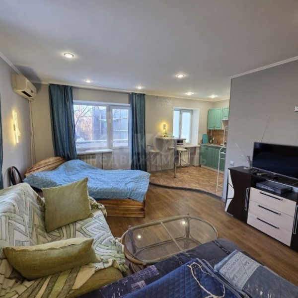 Фото Продам 1комн квартиру в Центре г Луганск ул Курчатова