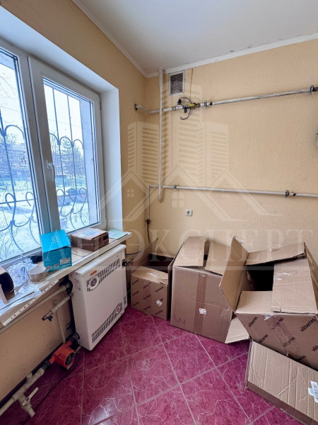 Фото СДАМ В АРЕНДУ КОММЕРЧЕСКОЕ ПОМЕЩЕНИЕ (г. Стаханов, 50 лет Октября)