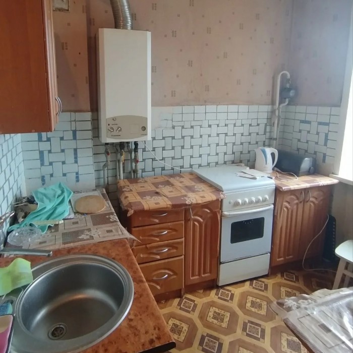 Продам 3х комн. квартиру в р-не маг. "Семейный"