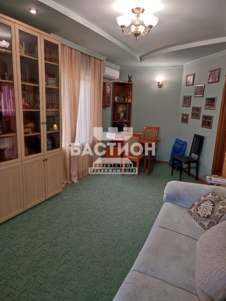 Фото Дом, улица Звейнека ID:2051163