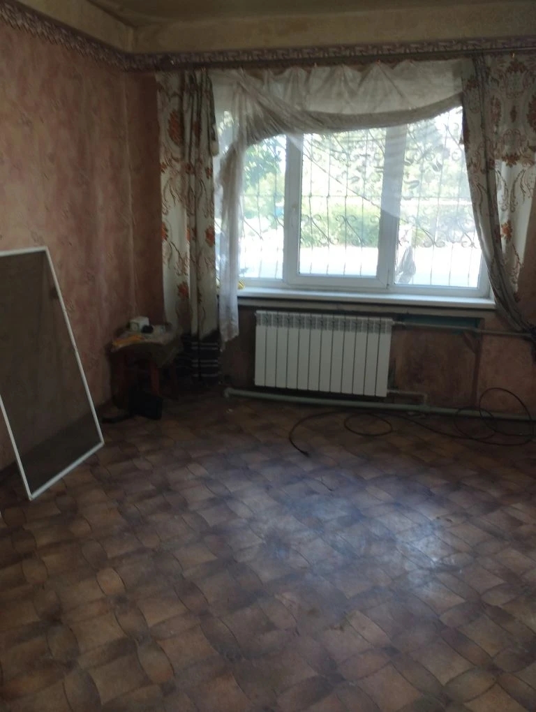 2-к квартира по ул. Ленинградская г. Алчевск