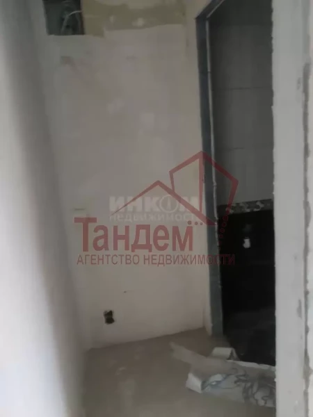 Фото Продам нежилое помещение Площадь-45м2.  2-комнаты, без коммуникаций ( это жилой дом, коммуникации по - Объект №545