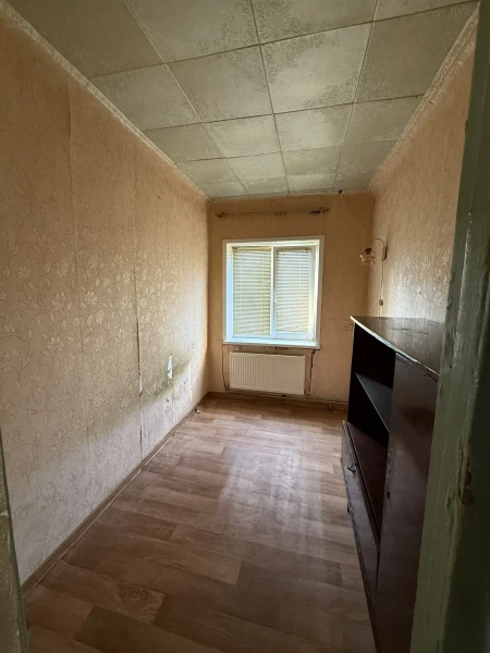 Фото Продаётся 3-комнатная квартира в городе Стаханов, пр. Ленина, д. 17б.