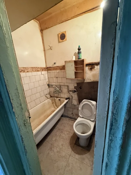 Фото Продаётся 3-комнатная квартира в городе Стаханов, пр. Ленина, д. 17б.