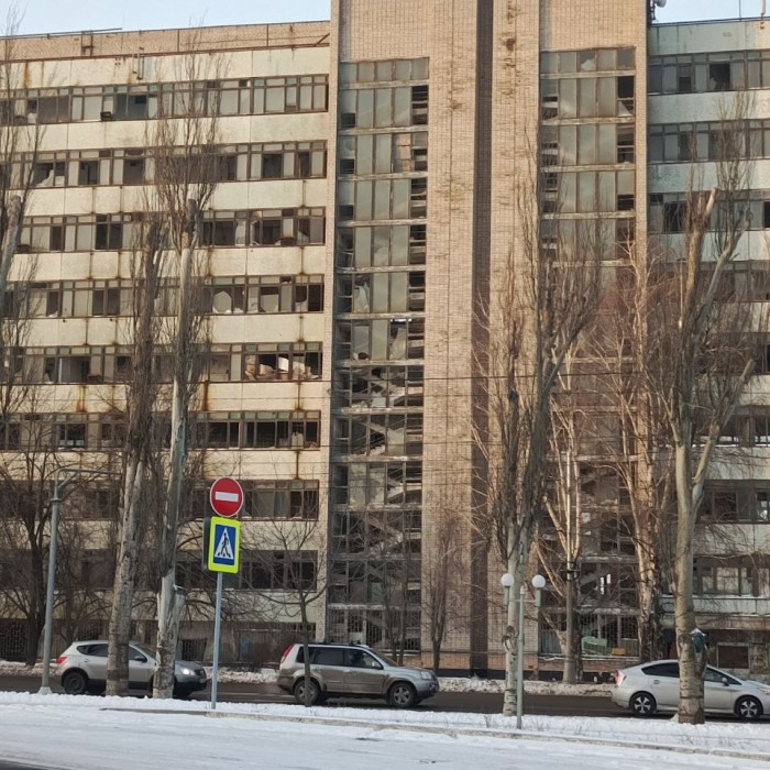 Фото Продам офисное здание 7633 м2 в Центре г. Луганск