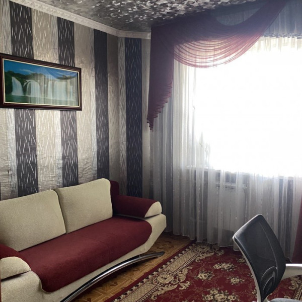 Фото Продам 3-х комн квартиру в городе Луганск квартал Южный