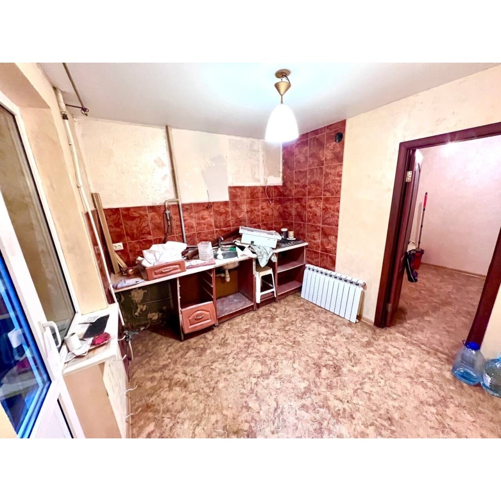 2-комн. квартира, кв-л Дружба 7