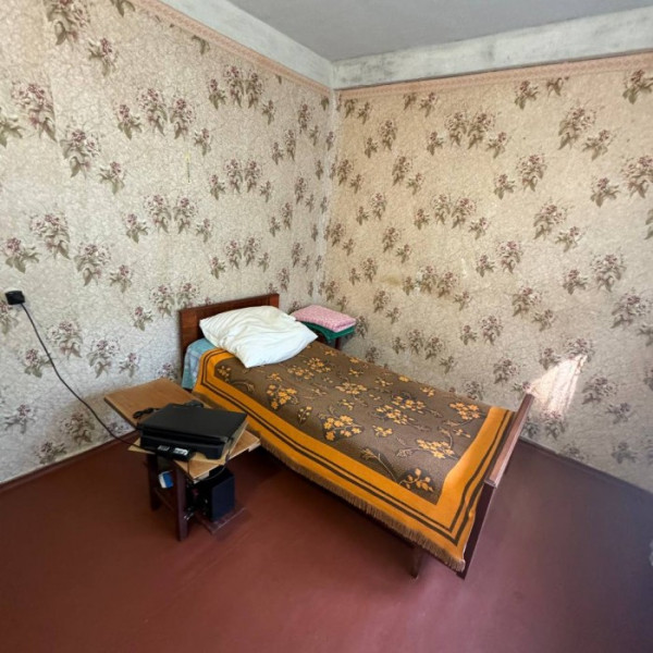 Фото Продам 3-х комнатную квартиру кв. Комарова