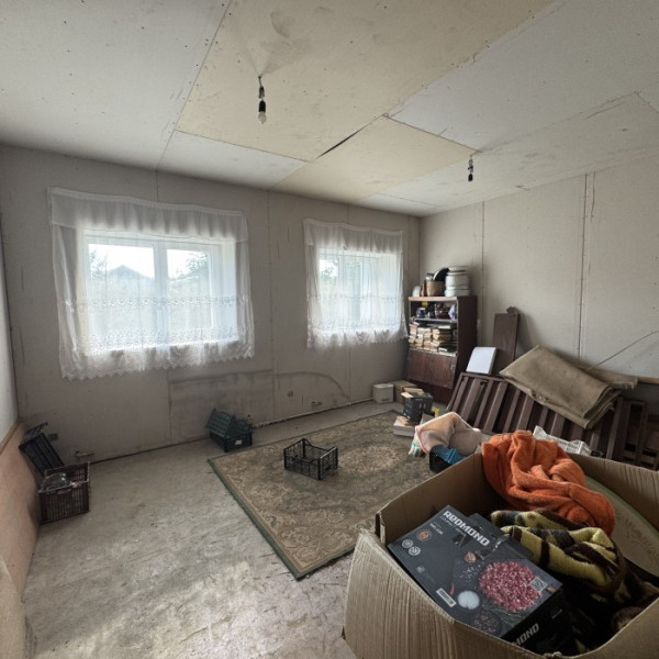 Фото Продам 2 дома на одном участке район 27 школы