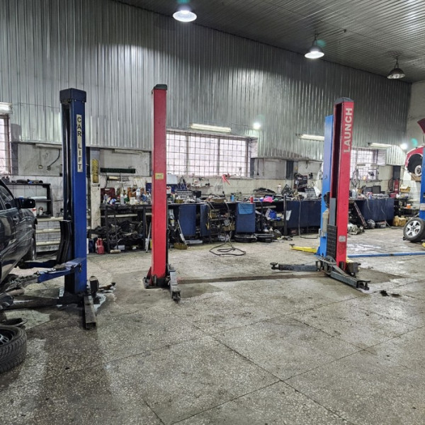 Фото СТО 615м2 рн. 5-й Школы