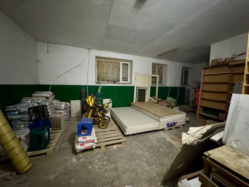 Фото ПРОДАМ КОММЕРЧЕСКОЕ ПОМЕЩЕНИЕ (г. Золотое, Солнечный квартал, д. 2)