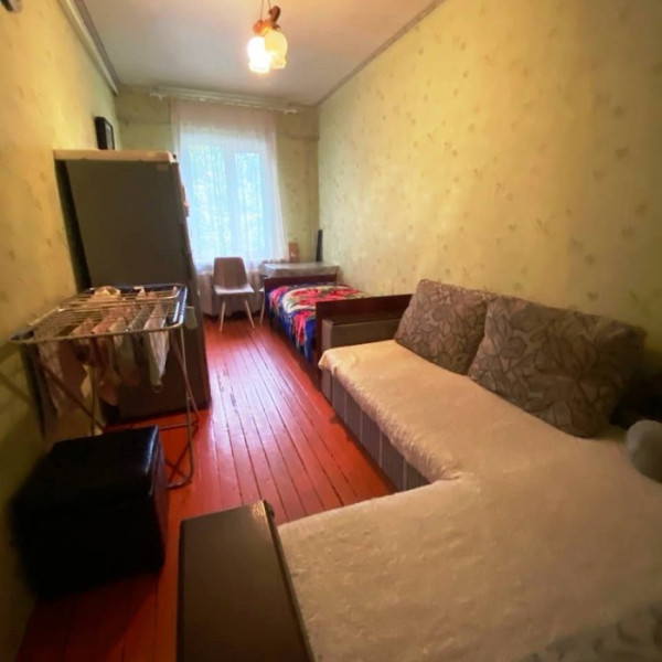 Фото № 6786 Продам 3х комн. квартиру на Васильевке