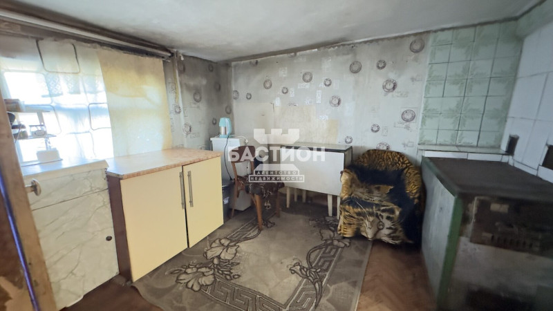 Дом, Россия муниципальный округ Станично Луганское, улица 1 Мая ID:2190075
