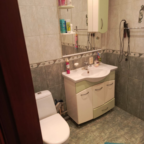 Фото Продам 2к квартиру по ул. Курчатова (напротив ДК строителей)