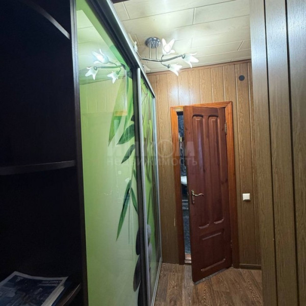 Фото Продам 2к кв. Комарова 2А