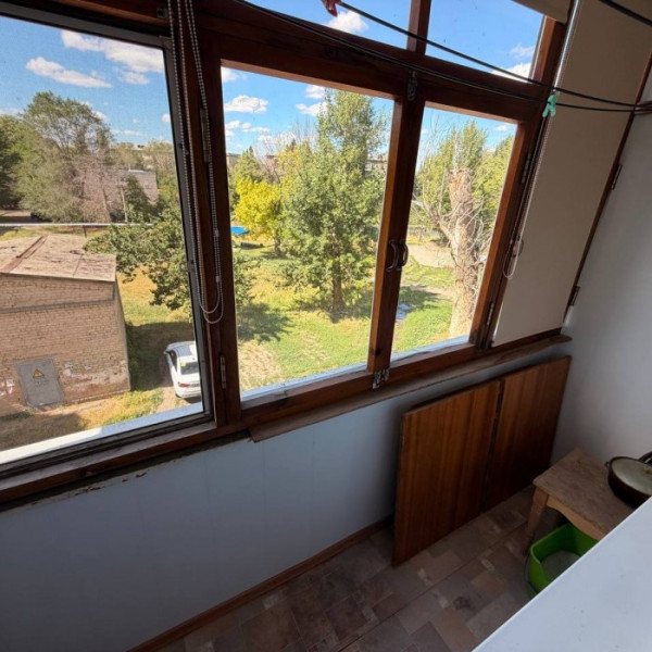 Фото Продам 3- х комн. квартиру 54 кв. м. в Луганск, кв. Гаевого (остановка Буревестник)