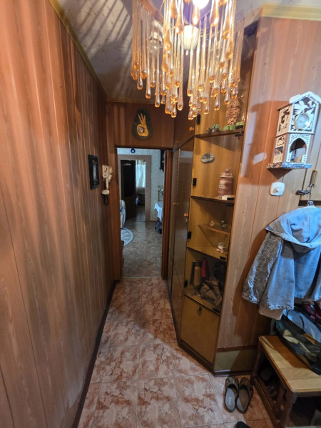 Фото 4 ком. Комарова 65м2