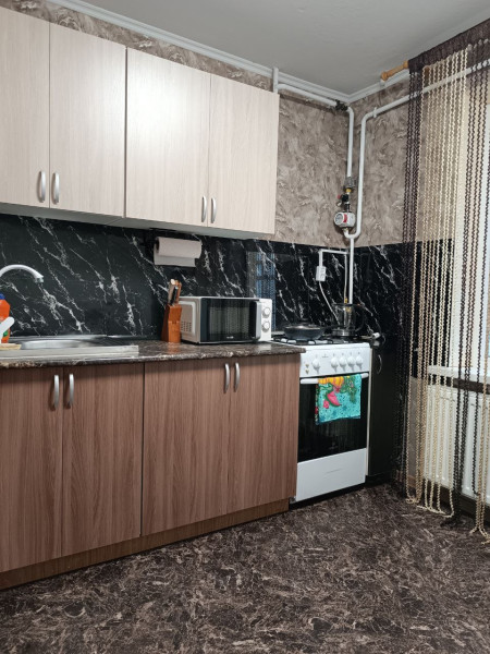 Фото Сдам посуточно квартиру (г. Стаханов, р-н Торгового)