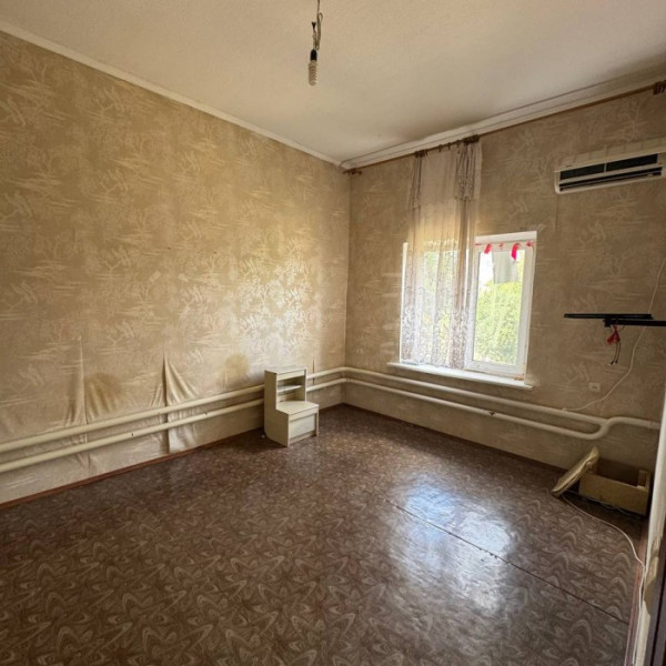 Фото Продам 2-х этажный дом в Станице Луганской (с. Макарово) площадью 178 кв.м
