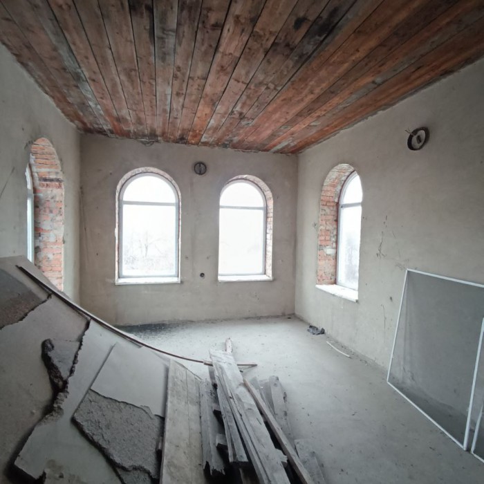 Фото Продаётся большой двухэтажный дом г. Луганск, ул. Лозовая