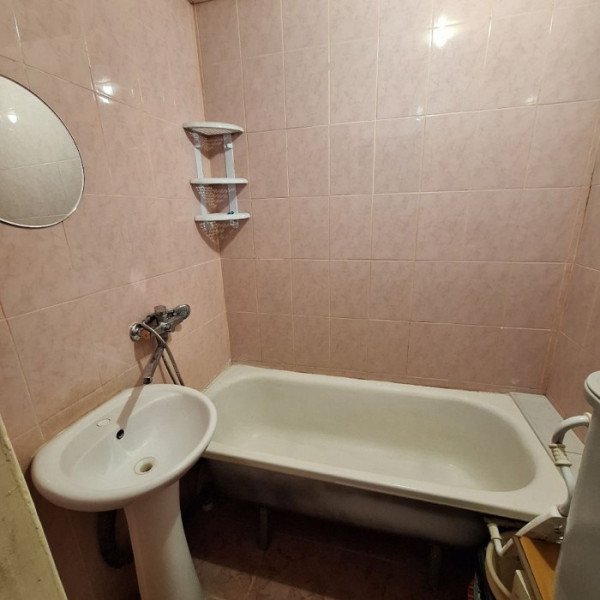 Фото Продам двухкомнатную квартиру в хорошем жилом состоянии в районе ЖК Авиатор, ВВАУШ