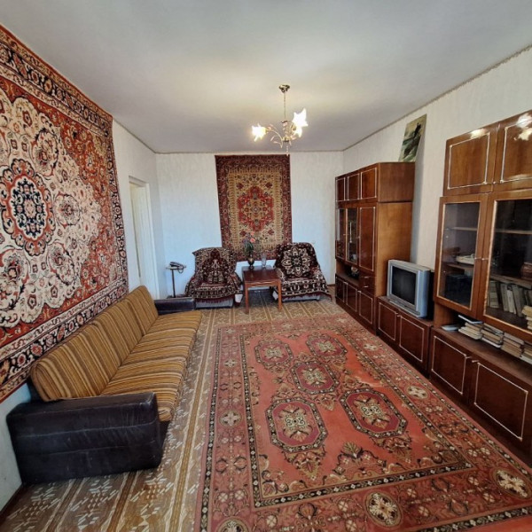 Фото Продам двухкомнатную квартиру в хорошем жилом состоянии в районе ЖК Авиатор, ВВАУШ