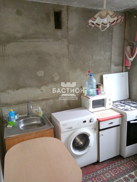 Фото 3-х комнатная квартира, квартал 50-летия Октября, 15, ID: 2044109