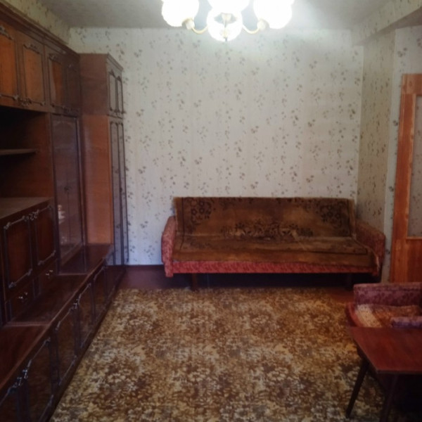 Фото № 6940 Продам 2х комн. квартиру в р-не маг. "Фокстрот"