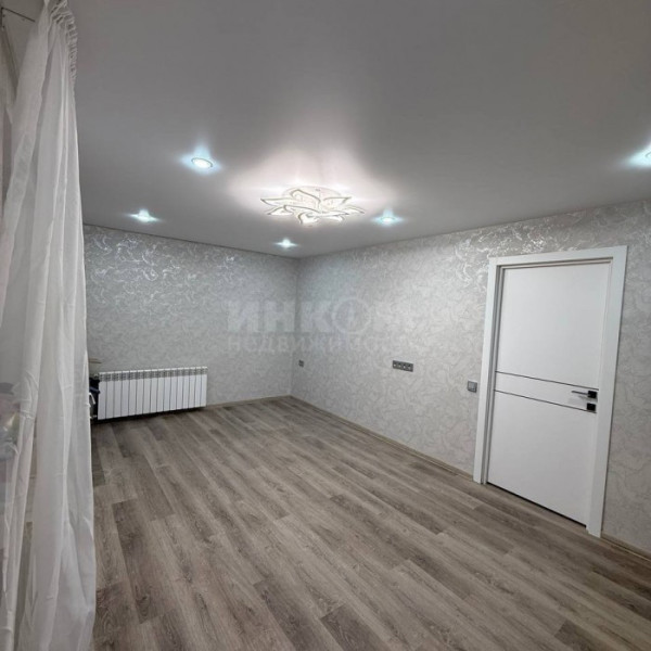 Фото Продам 1-комн квартиру в г. Луганск кв. Пролетариата Донбасса