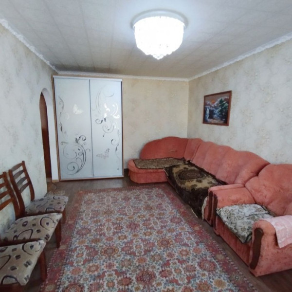 Фото Продам 2-х комнатную квартиру на кв. Героев Сталинграда