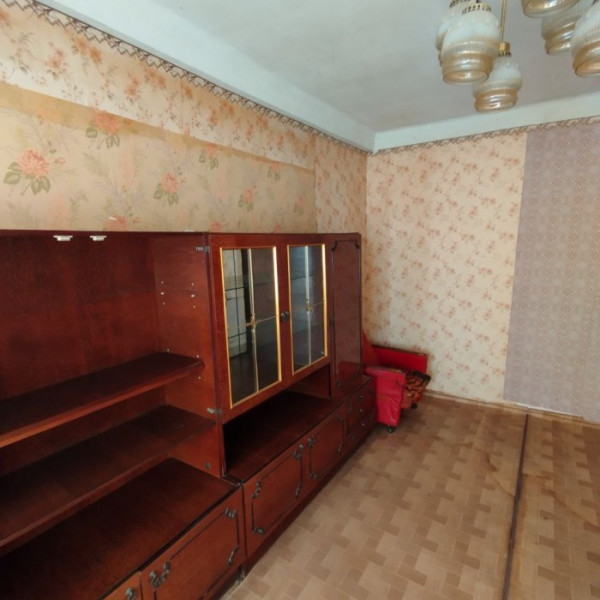 Продам 2-х комнатную квартиру на кв. Левченко