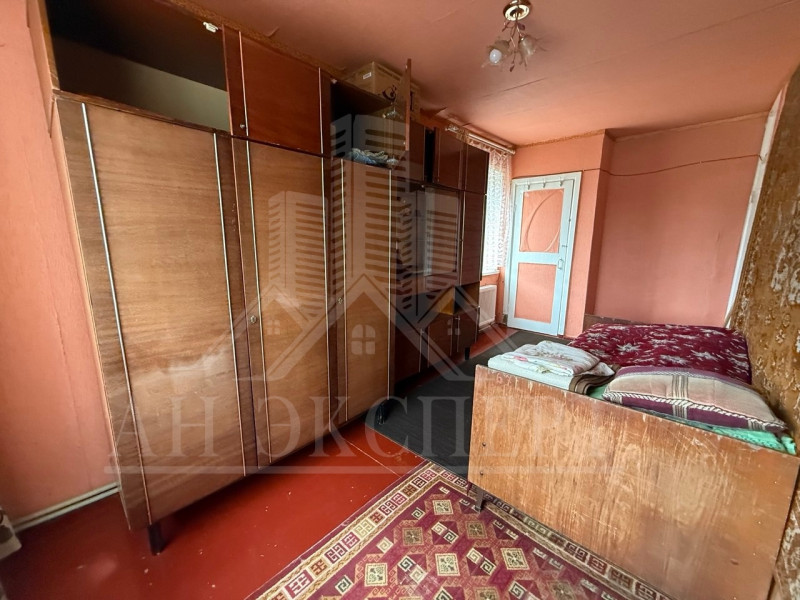 Фото Сдам 2-х комнатную квартиру на длительный срок (Стаханов, ул. 60 лет Октября, д. 30)