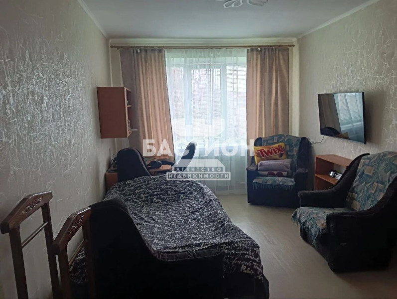 Фото Продаётся двухкомнатная квартира, 42 м²