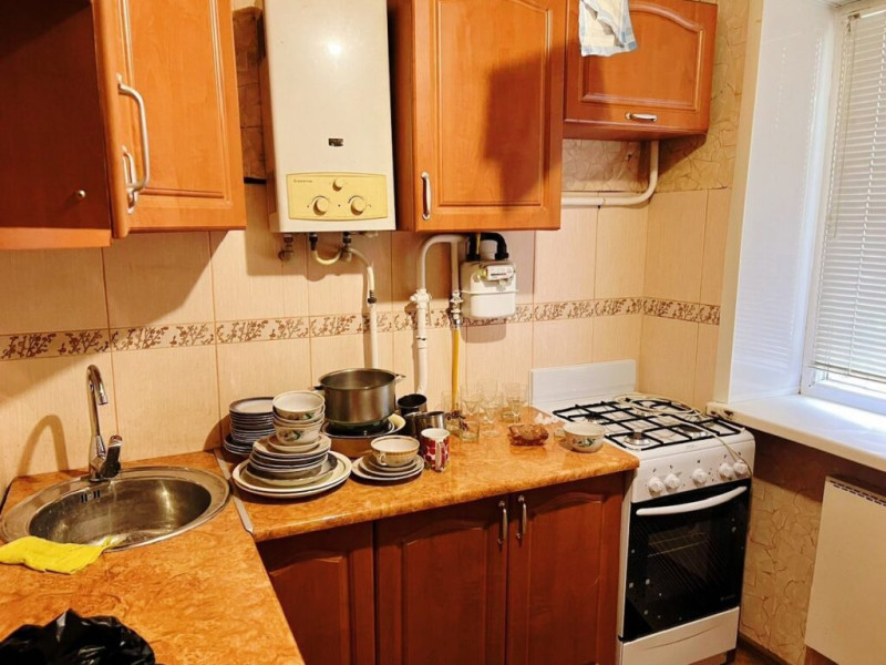 Фото 1-к квартира в районе маг. Арбат г.Алчевск#1365