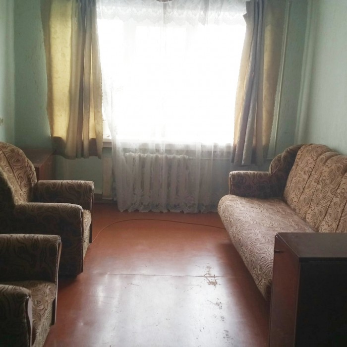 Продам 3х кмон. квартиру в р-не школы "Гармония"