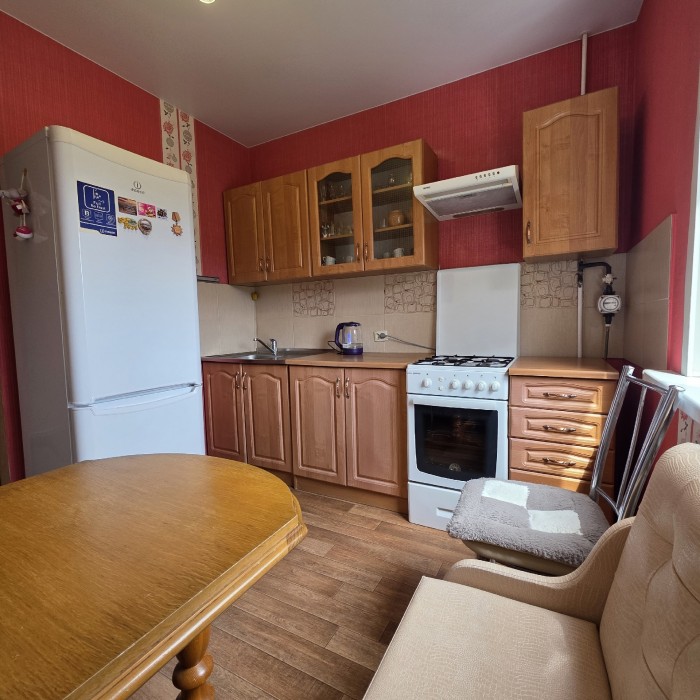 Фото Продам 2к кв. Степной 15
