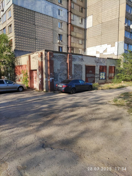 Фото №54 Продаётся здание магазина-кафетерия, ул. Ленина, р-н СШ№4