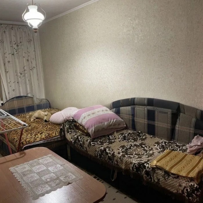 Фото Продам 2-х комн квартиру в Центре г Луганск Городок Щорса