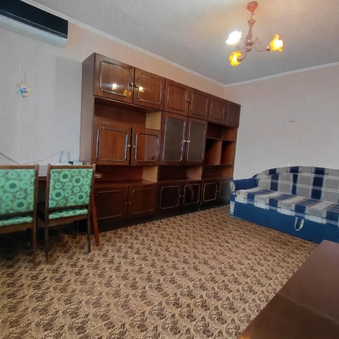 Фото Продам 2-х комн квартиру в Центре г Луганск Городок Щорса