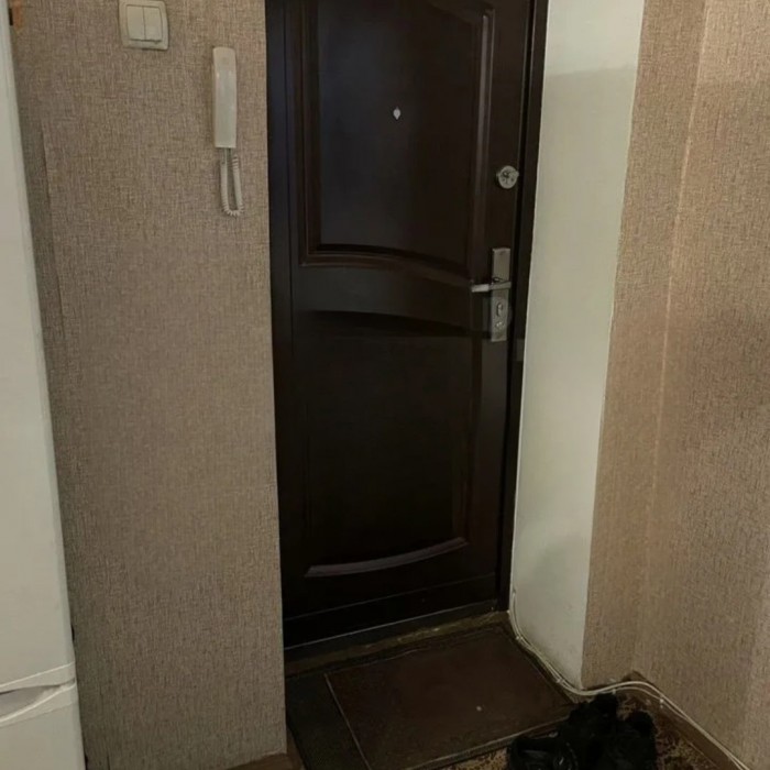 Фото Продам 2-х комн квартиру в Центре г Луганск Городок Щорса
