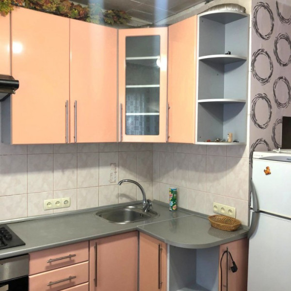 Фото Продам 3-к квартиру на кв. Якира, г. Луганск.