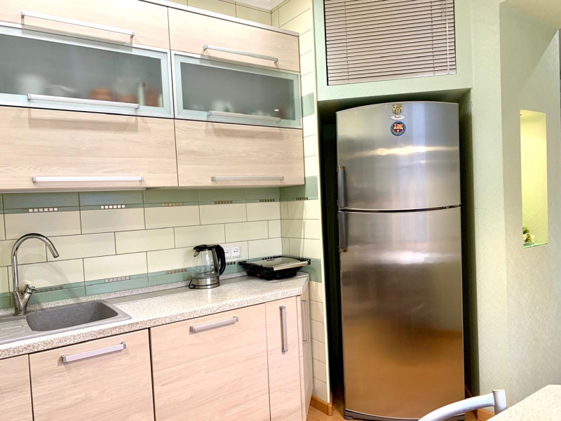 Фото № 605 ПРОДАЕТСЯ 3-Х КОМН. СТАЛИНКА ПО ПР.ЛЕНИНА