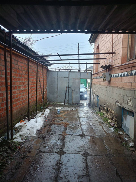 Дом,ул. Набережная (район Петропавловского собора)