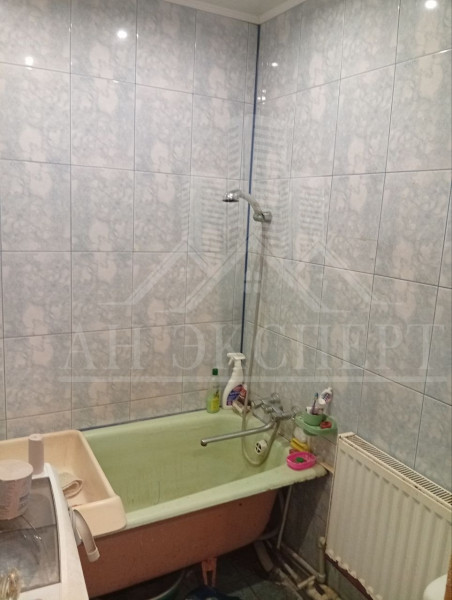 Фото СДАМ 3-Х КОМНАТНУЮ КВАРТИРУ НА ДЛИТЕЛЬНЫЙ СРОК (Стаханов, ул. Курченко, д. 12)