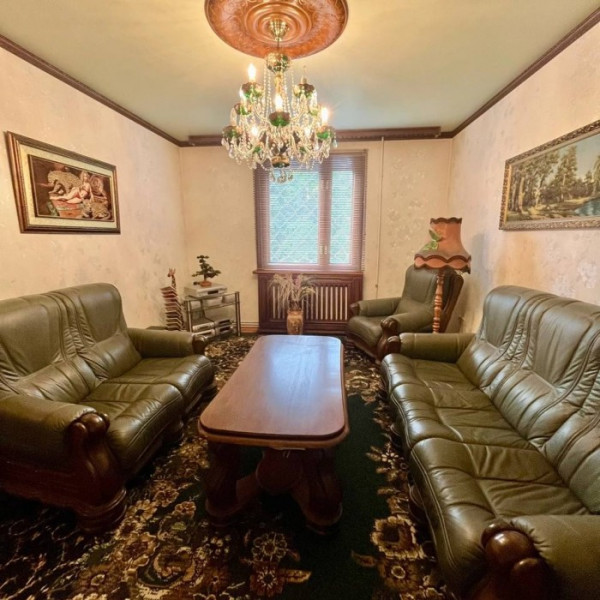 Продается 6-кк с АВТОНОМНЫМ ОТОПЛЕНИЕМ, 2/9 , на первом Микрорайоне