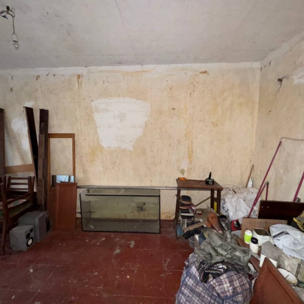 Фото Продам 3х комнатную квартиру г. Луганск, Жовтневый р - н, кв. Волкова (р - н кафе Восток)