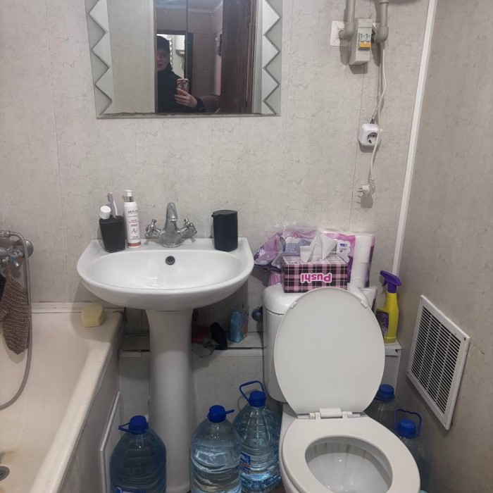Фото Продам 1к квартиру в г Луганск кв Солнечный