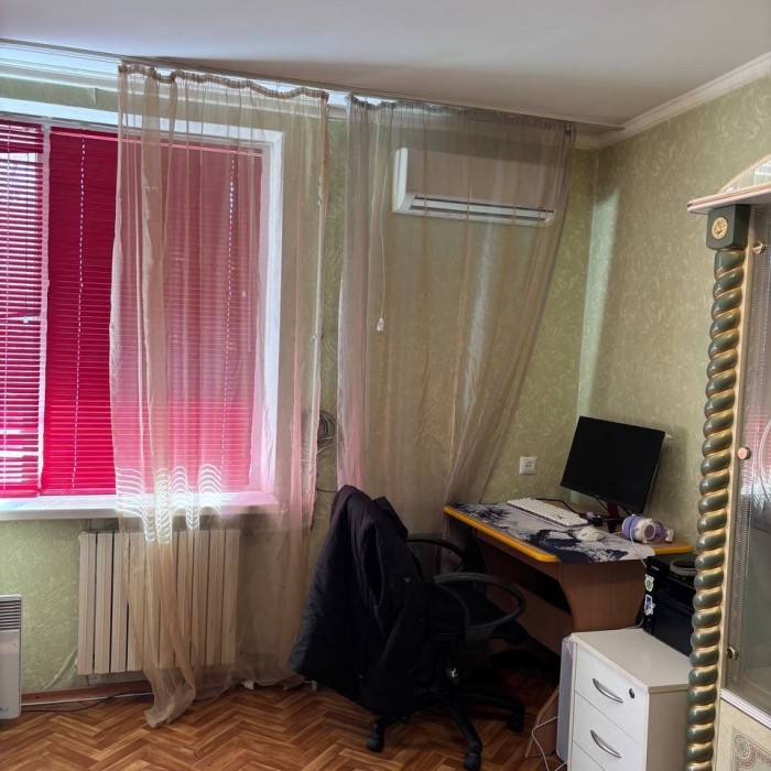 Фото Продам 1к квартиру в г Луганск кв Солнечный