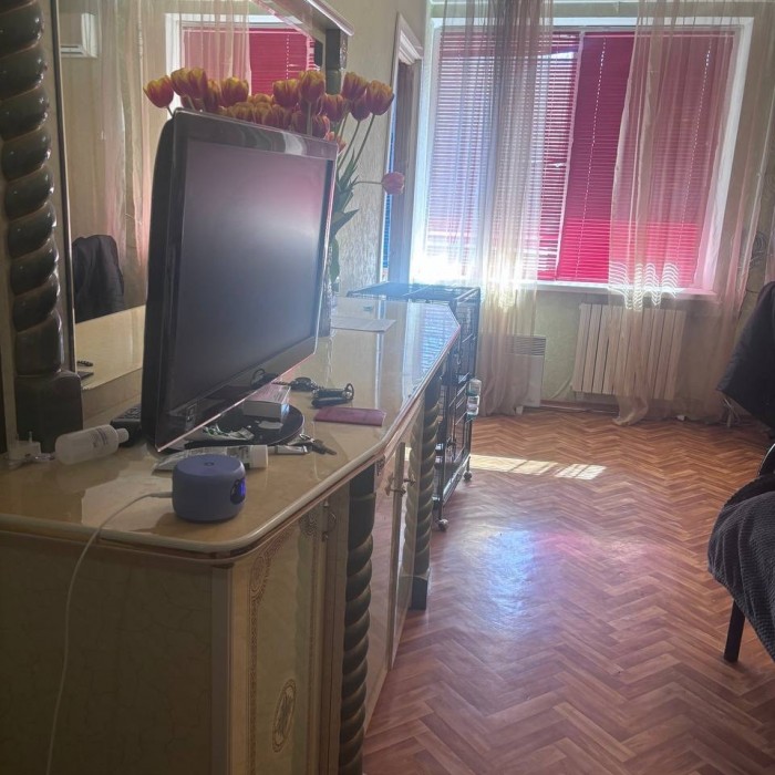 Фото Продам 1к квартиру в г Луганск кв Солнечный